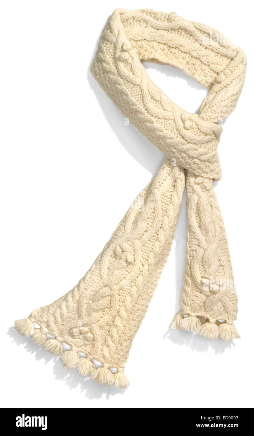 Bufanda de lana tejida blanca Fotografía de stock - Alamy