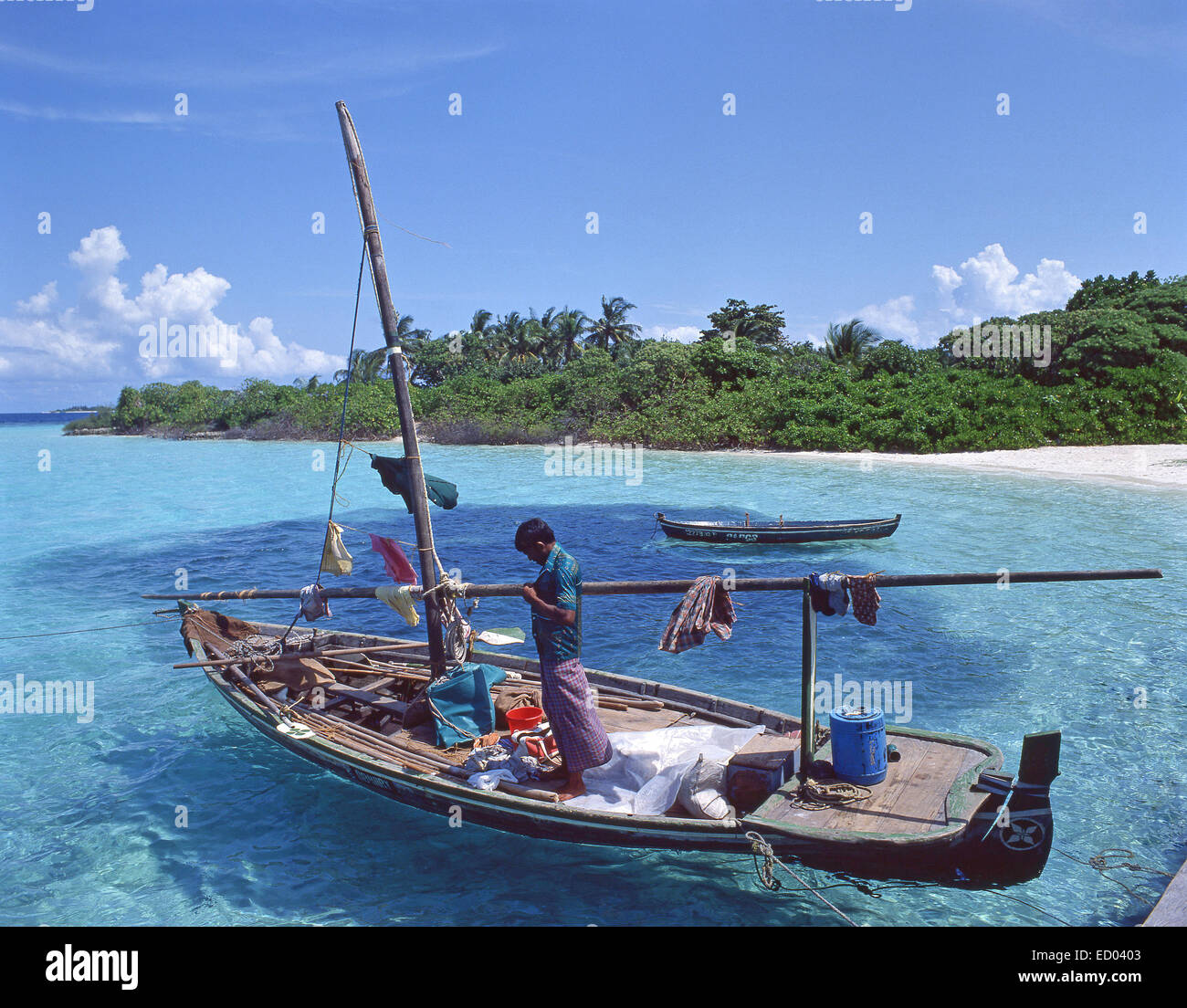 La trinchera fuera del barco de pesca, bandos, Atolón Kaafu, República de Maldivas Foto de stock