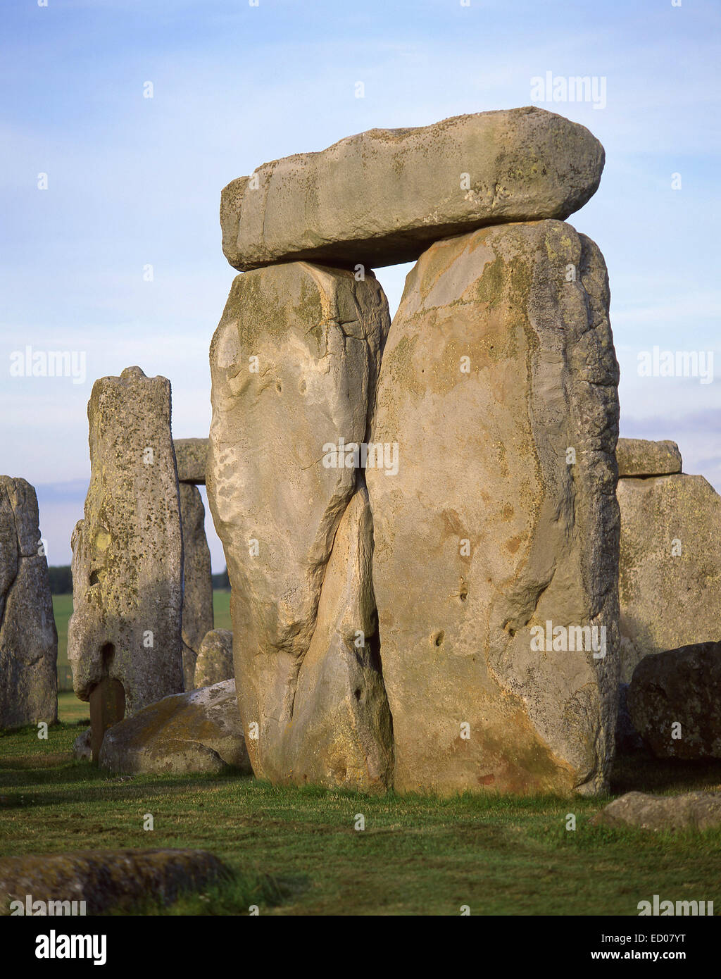 Standing Stones, monumento prehistórico de Stonehenge, Amesbury, Wiltshire, Inglaterra, Reino Unido Foto de stock
