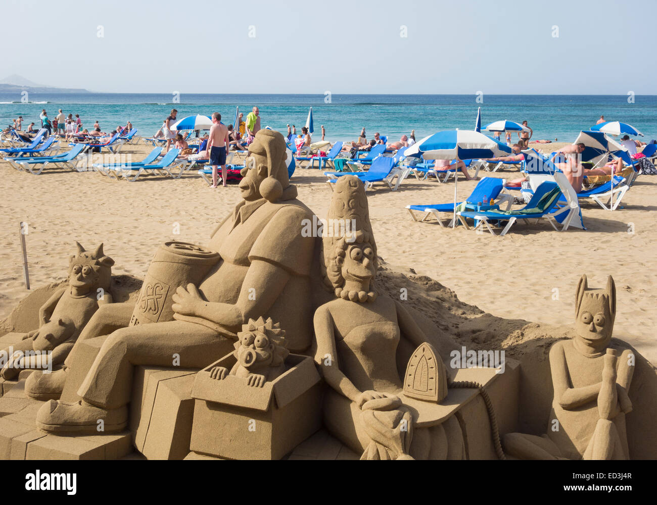 Las Palmas de Gran Canaria, Islas Canarias, España. 25 de diciembre de  2014. Tiempo de Navidad: el glorioso día de Navidad el tiempo en la playa  de Las Canteras, en Las Palmas