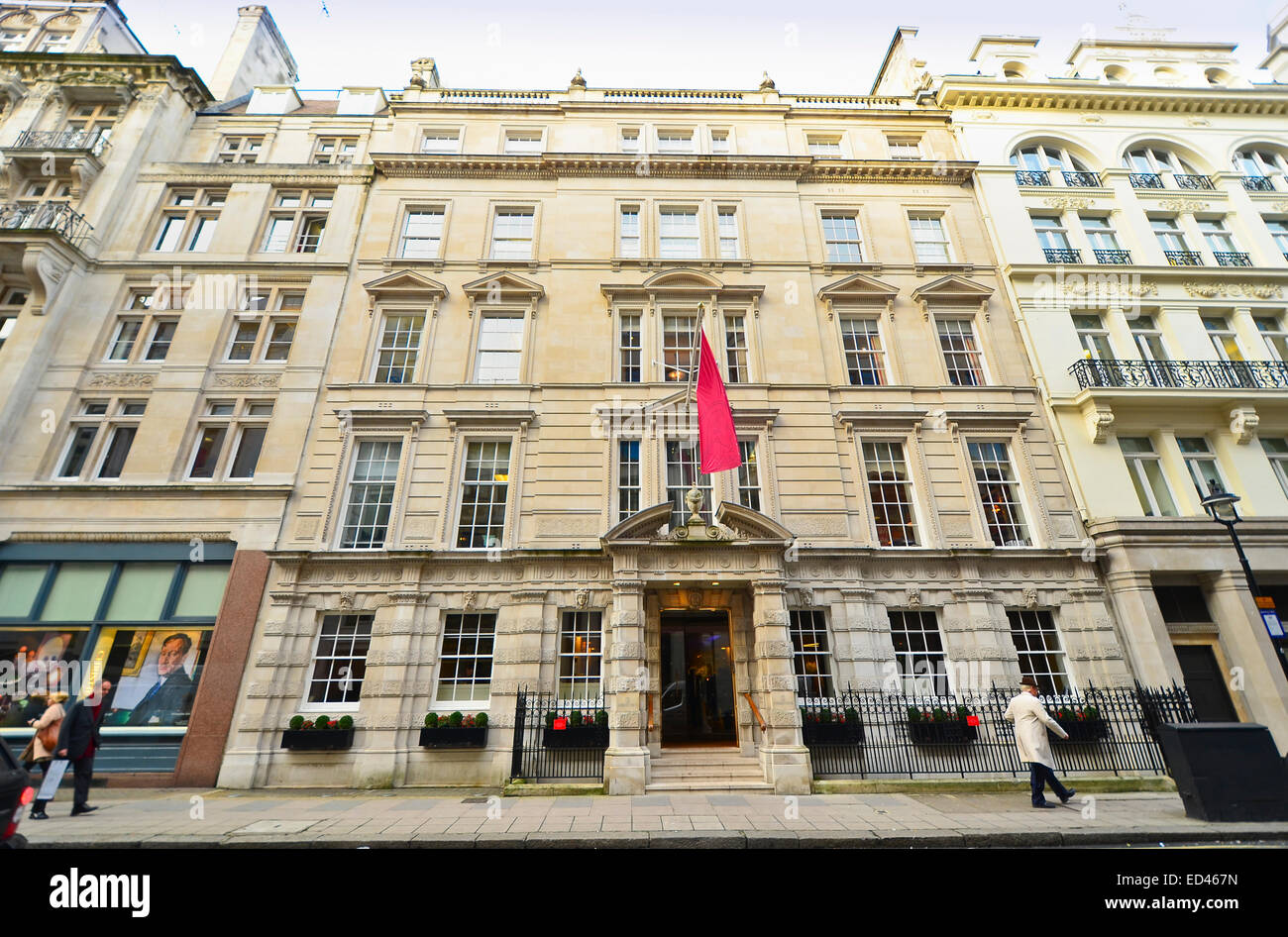 La casa de subastas Christie's sede mundial en King Street, London SW1. Los mundos más antiguo arte subastador. Foto de stock