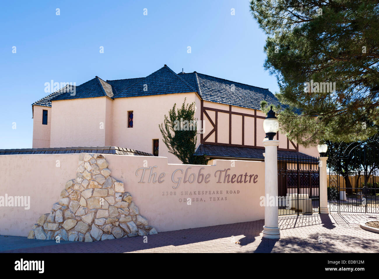 El Globe Theatre (Globo del gran suroeste), Odessa College, Odessa, Texas, EE.UU. Foto de stock