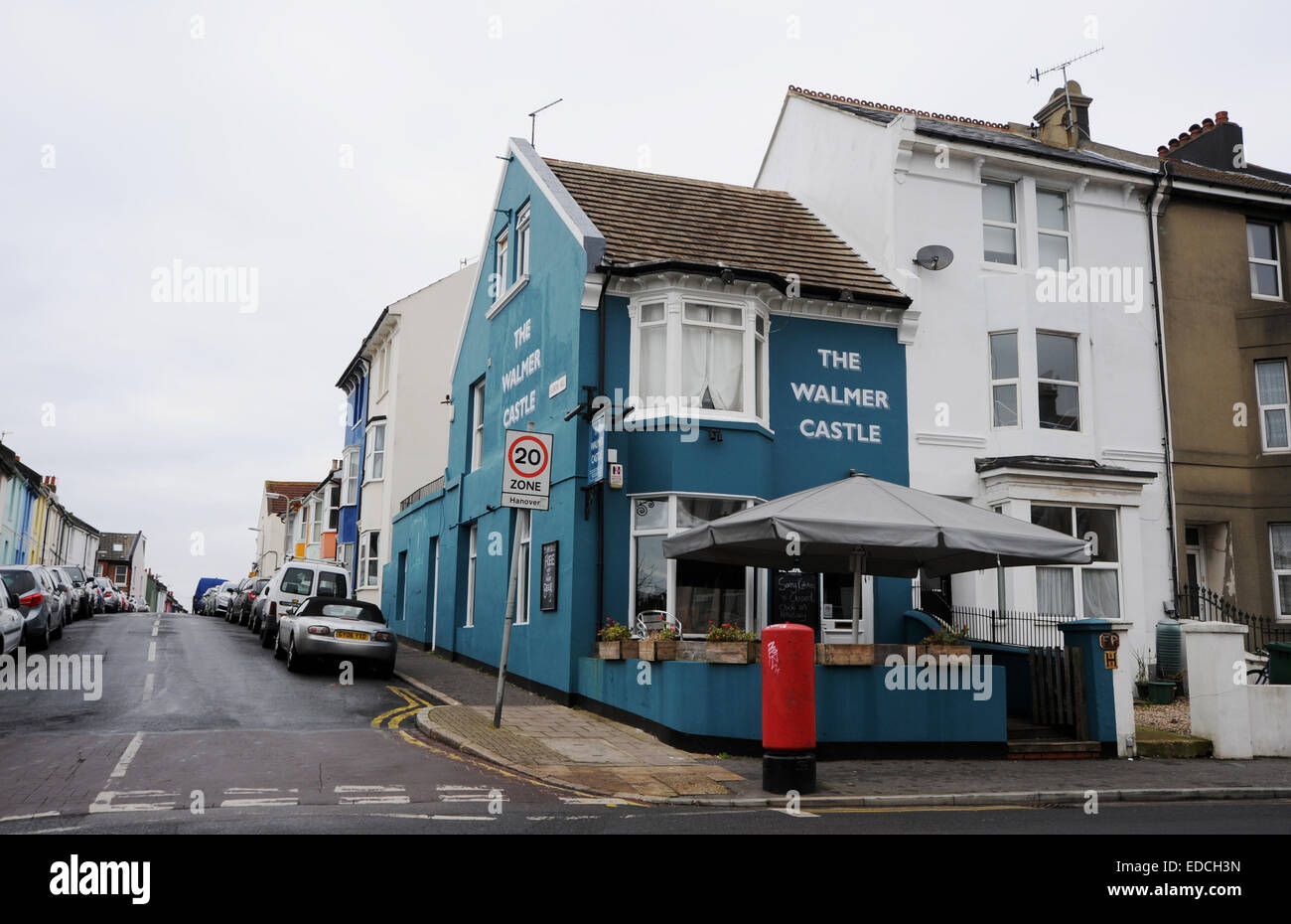 El pub del castillo de Walmer en Queens Park Road Brighton Reino Unido ahora se llama The Independent Foto de stock