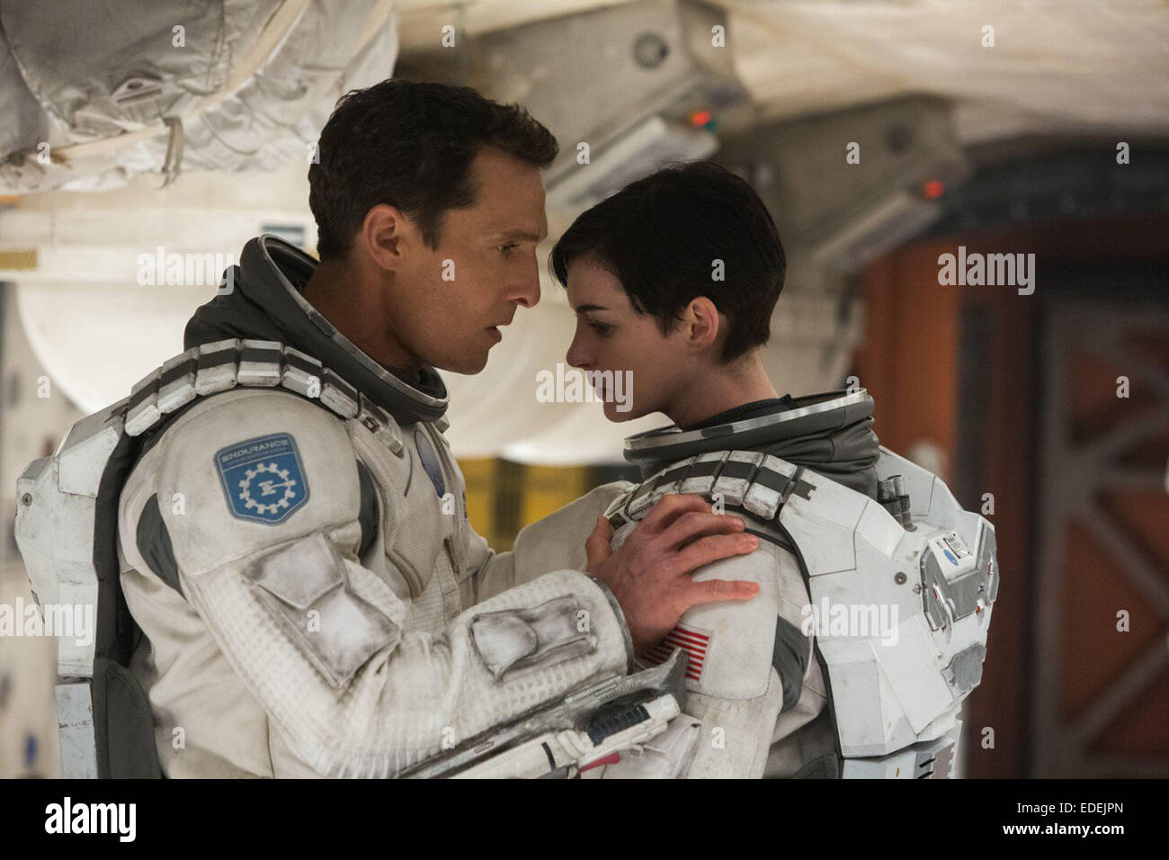 INTERSTELLAR (2014) MATTHEW MCCONAUGHEY, Anne Hathaway Christopher Nolan (DIR) Colección MOVIESTORE LTD Foto de stock