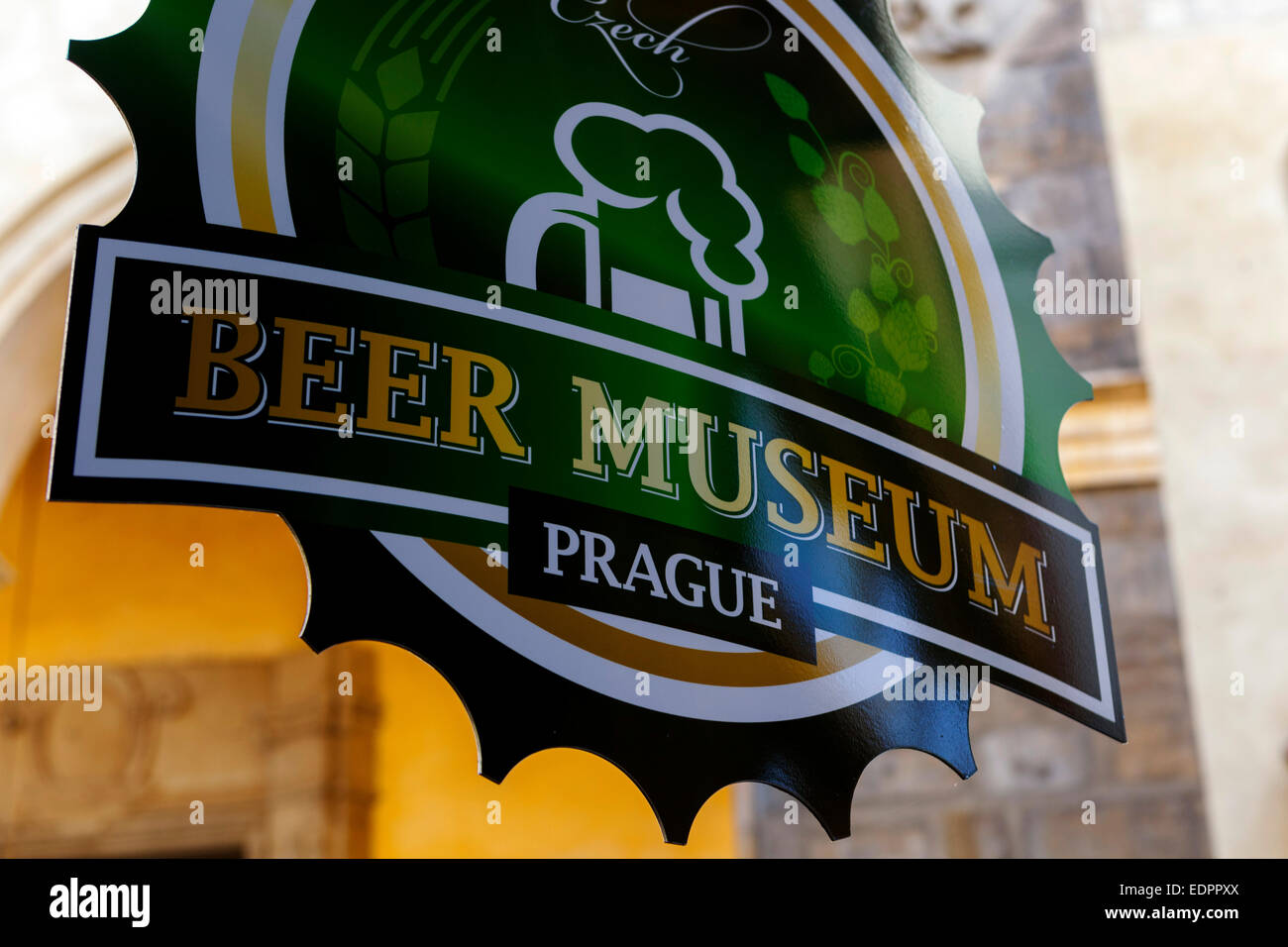 Praga bar, pub único signo, República Checa Foto de stock