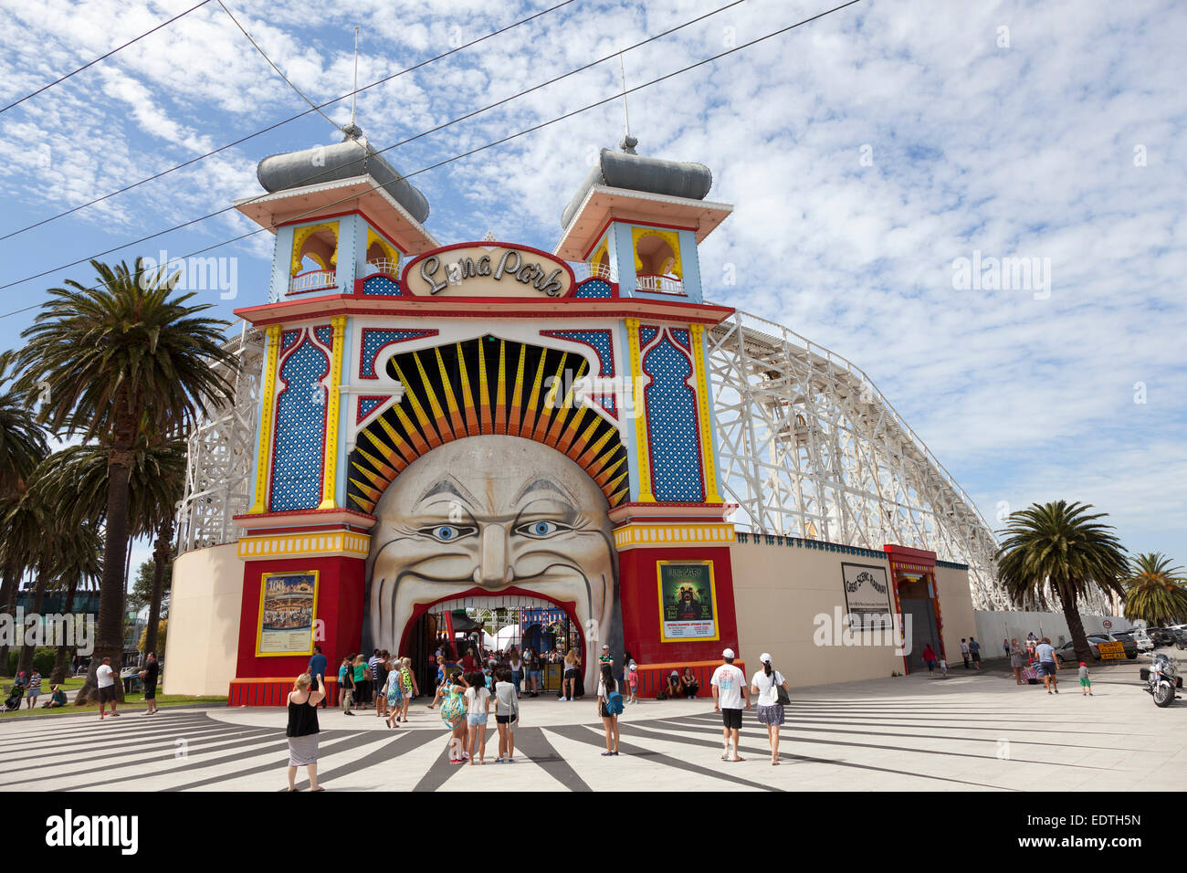 Puerta de entrada al Luna Park, St Kilda, Melbourne, Australia Foto de stock