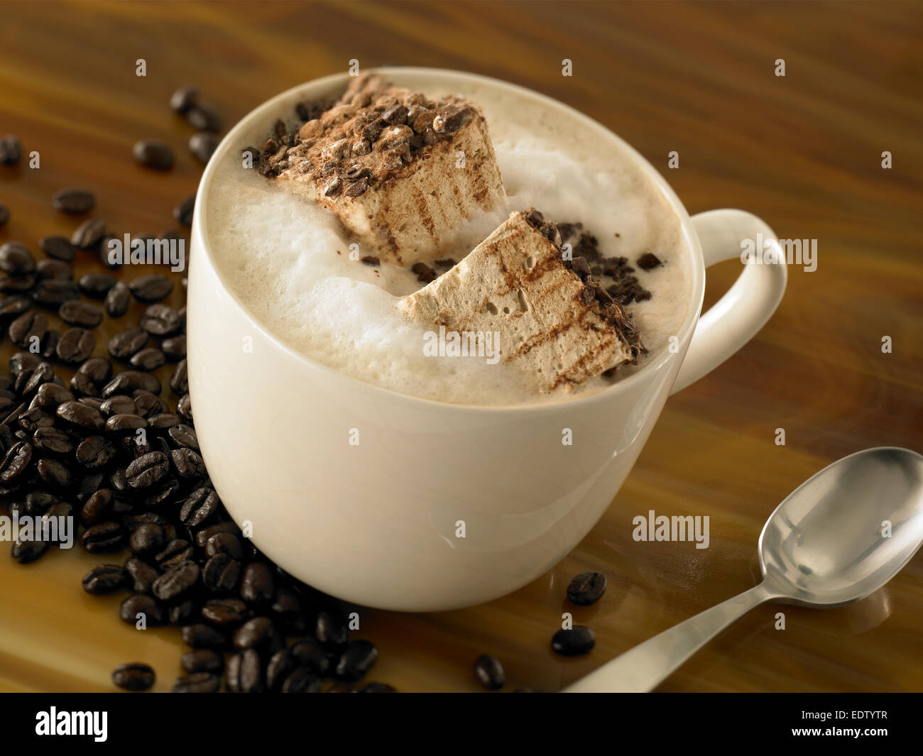 Café Latte con marshmallow Foto de stock