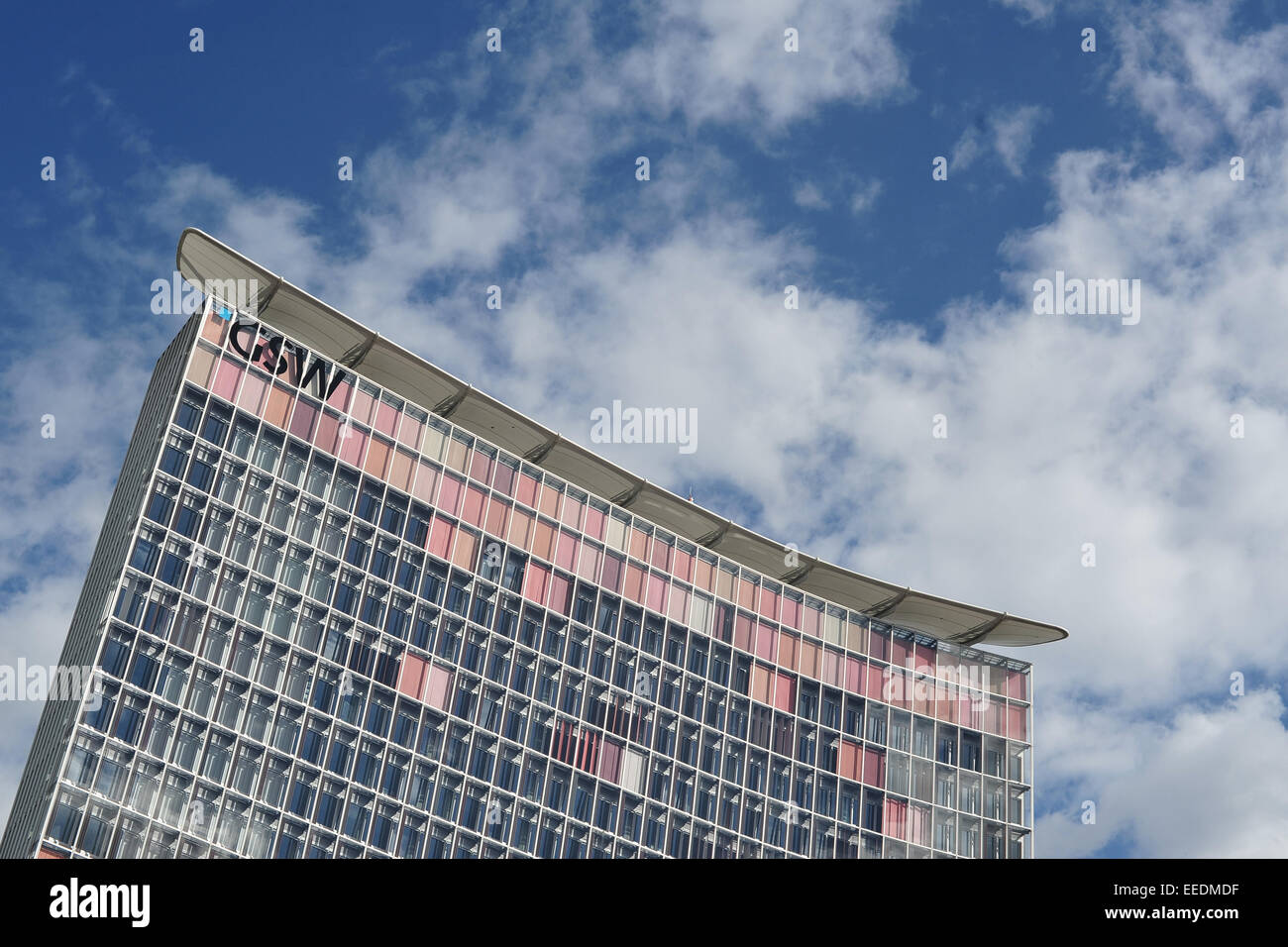 Berlin Alemania La Osm Immobilien Ag Fotografia De Stock Alamy