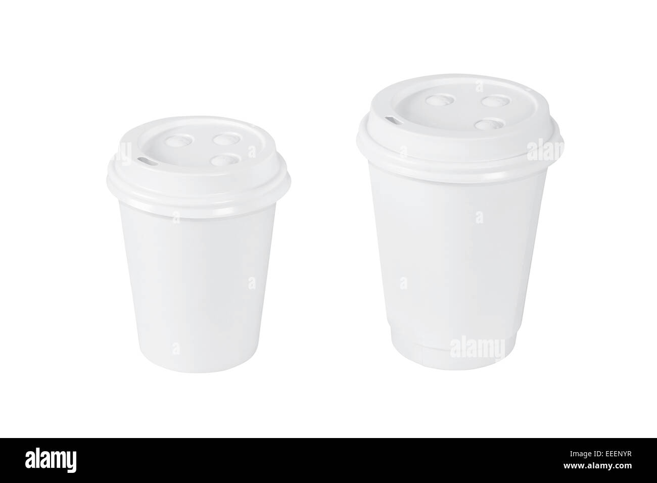 Tazas de café en blanco aislado en blanco Foto de stock