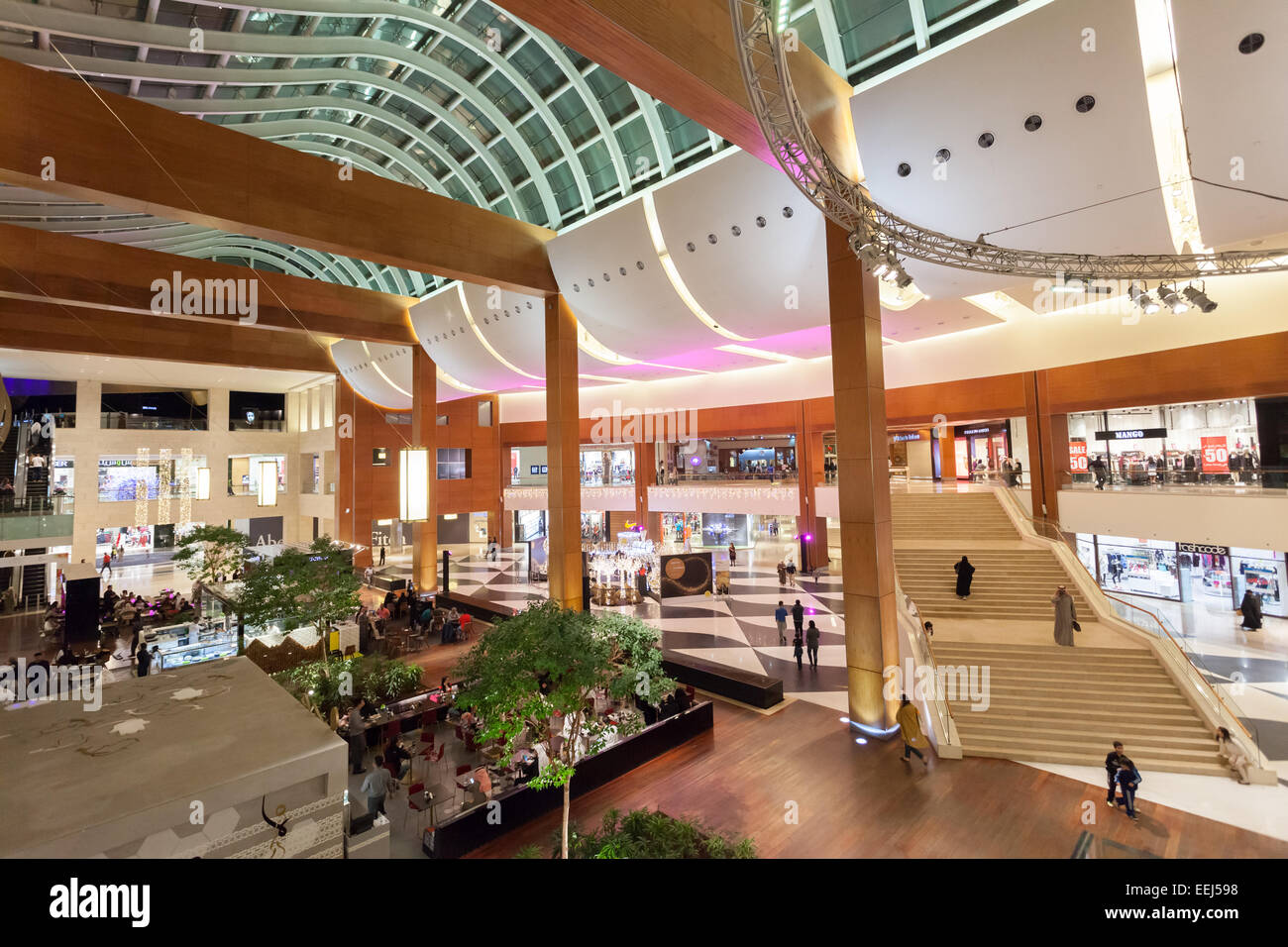360 Mall en Ciudad de Kuwait Fotografía de stock - Alamy