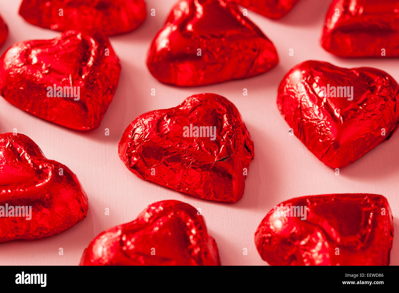 Golosinas de chocolate, dulces de corazón para el Día de San Valentín  Fotografía de stock - Alamy