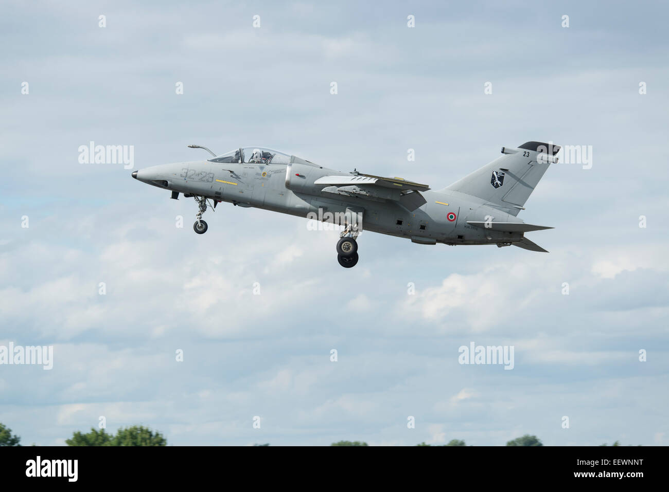 Una Internacional AMX-11 Ghibli ataque terrestre de aviones de combate de la Fuerza Aérea Italiana se muestra en Fairford RIAT Foto de stock