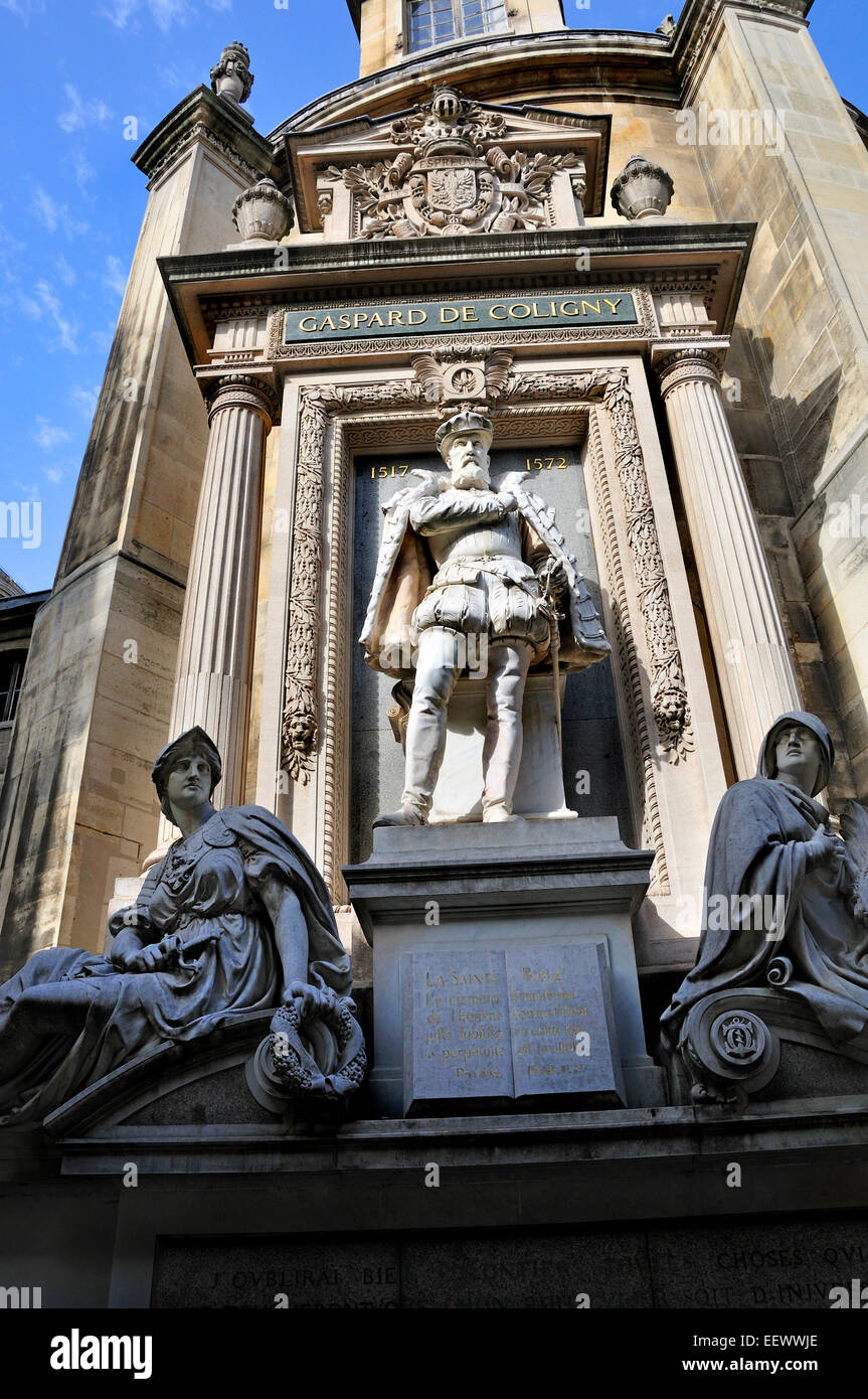 París, Francia. Estatua: Gaspard de Coligny; (1517-72; Huguenot líder en las guerras francesas de la religión) [Ver descripción] Foto de stock