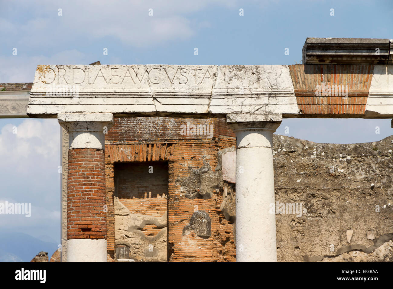 Foro Romano permanece en la ciudad de Pompeya Foto de stock