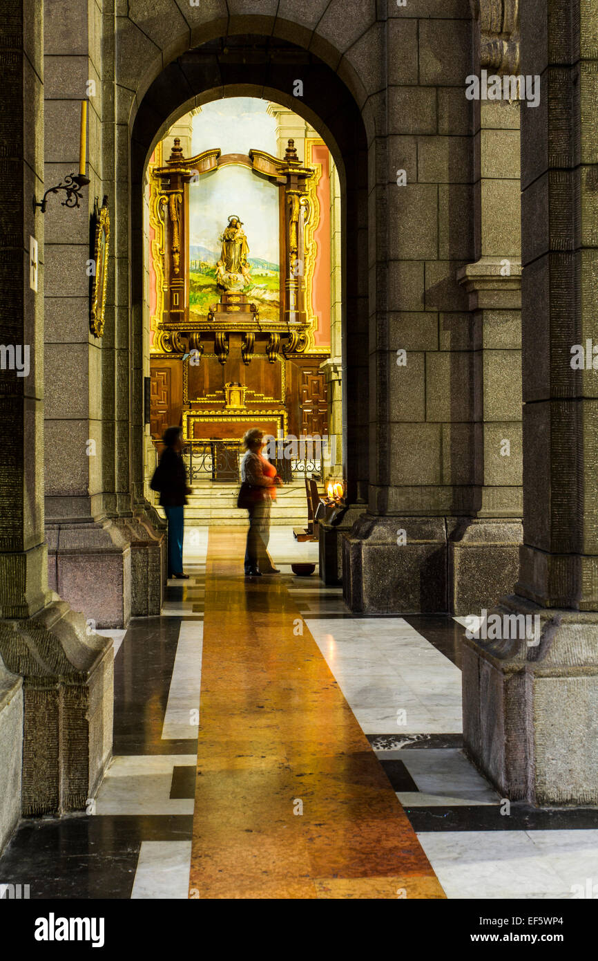 Interior de la Basílica Menor de la Inmaculada Concepción, la Catedral de Mérida. Mérida, Mérida Interior de la Basílica Menor de la Inmaculada Concepción, la Catedral de Mérida. Mérida, Mérida