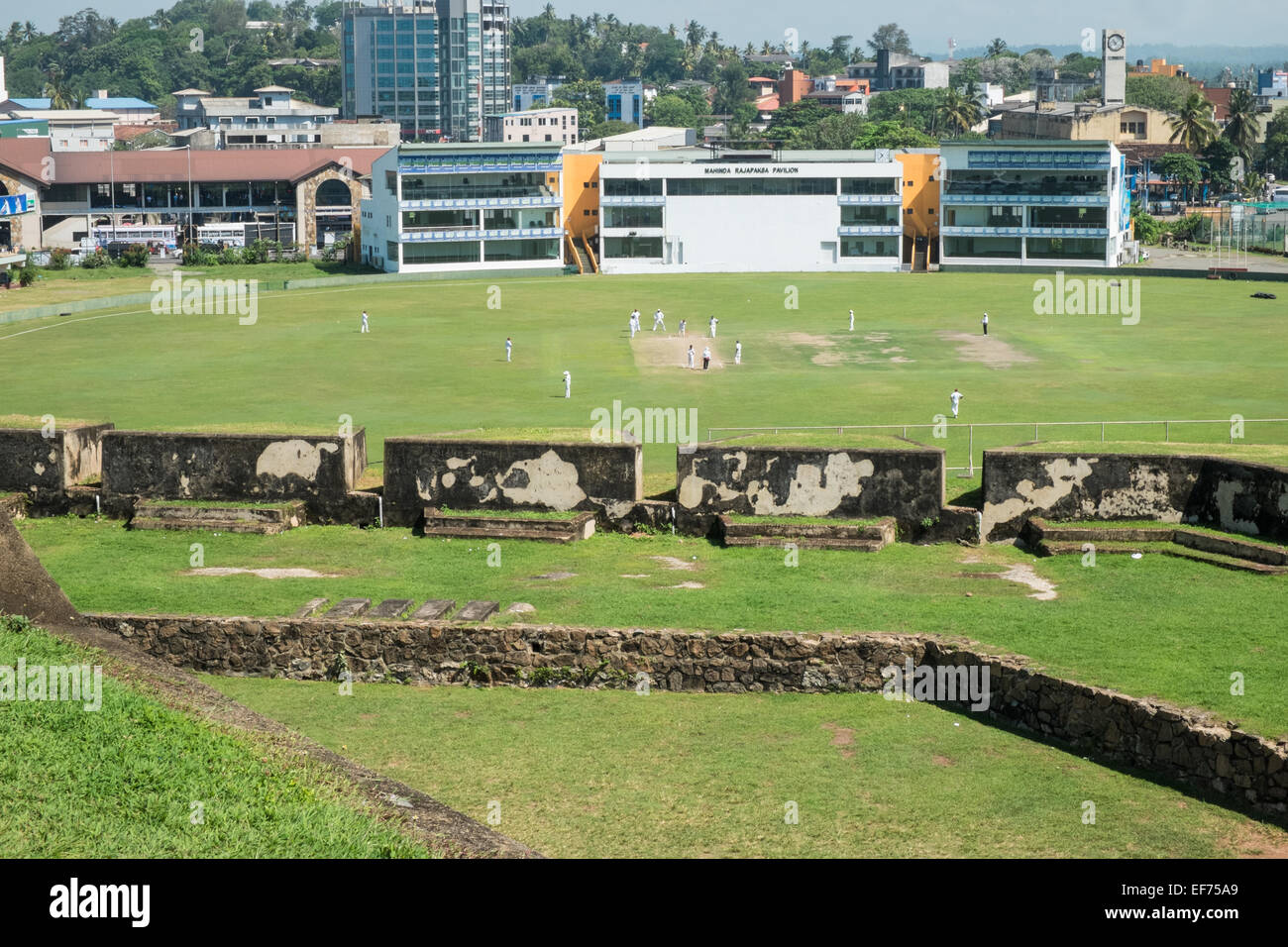 Galle cricket ground y Fort wall en la ciudad vieja de Galle, Sri Lanka Sri Lanka. Foto de stock