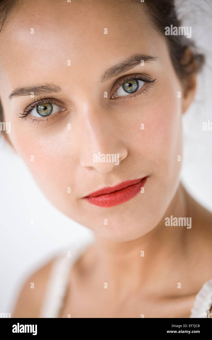 Retrato de una hermosa mujer Foto de stock