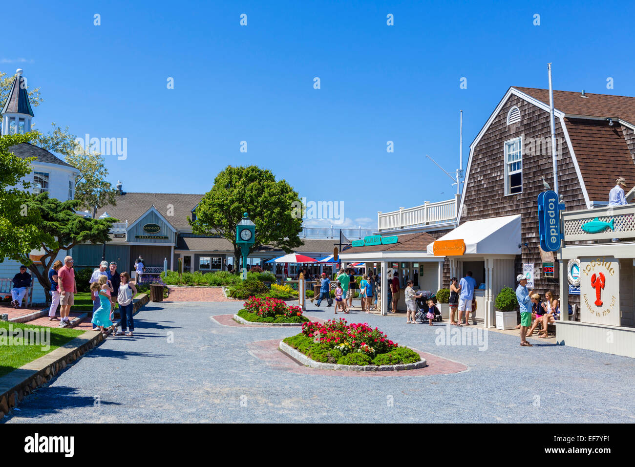 Gosman Dock del desarrollo en Montauk Harbor, el condado de Suffolk, en Long Island, NY, EE.UU. Foto de stock