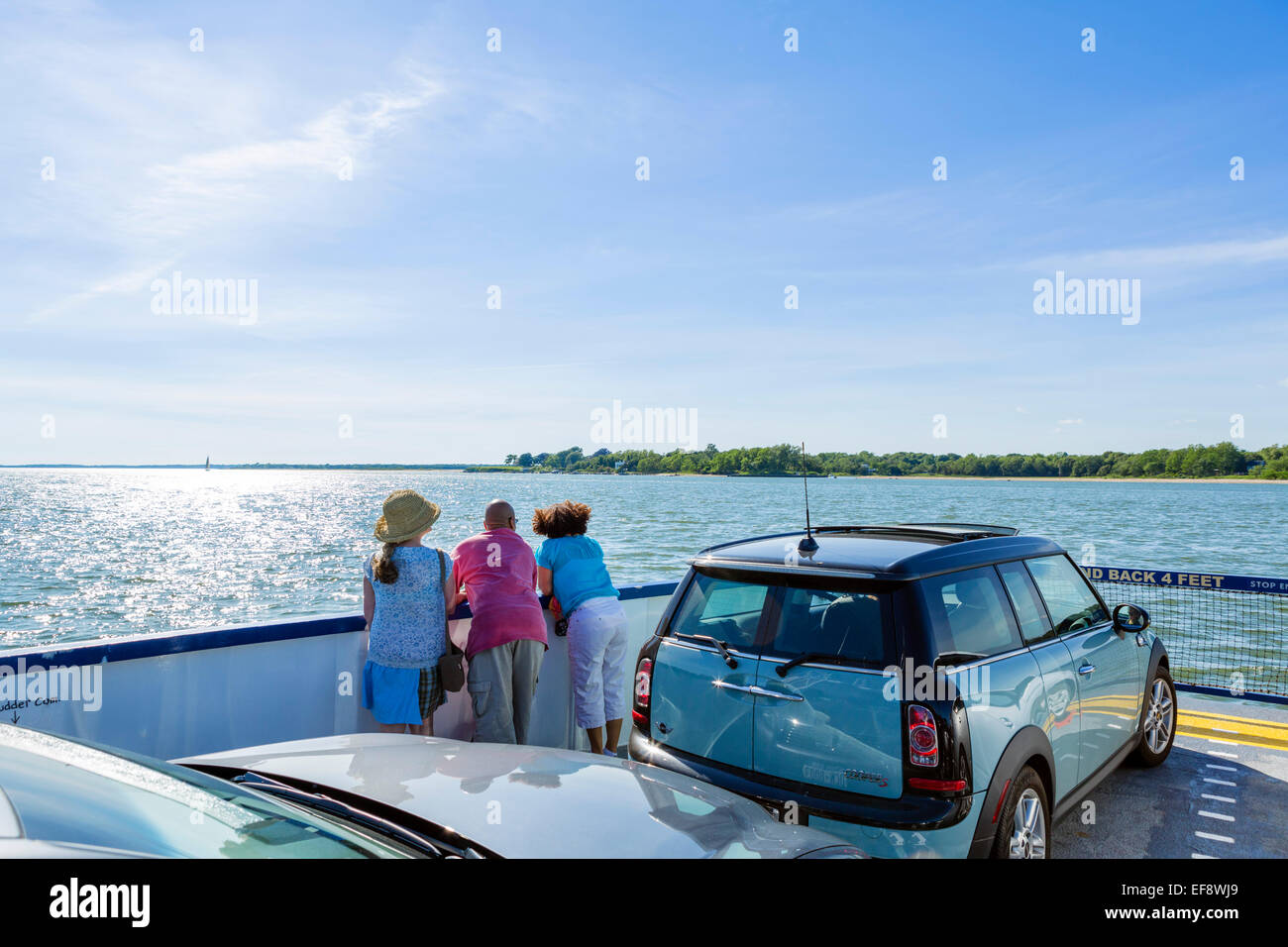 South ferry entre la bifurcación sur y Shelter Island, el condado de Suffolk, en Long Island, NY, EE.UU. Foto de stock