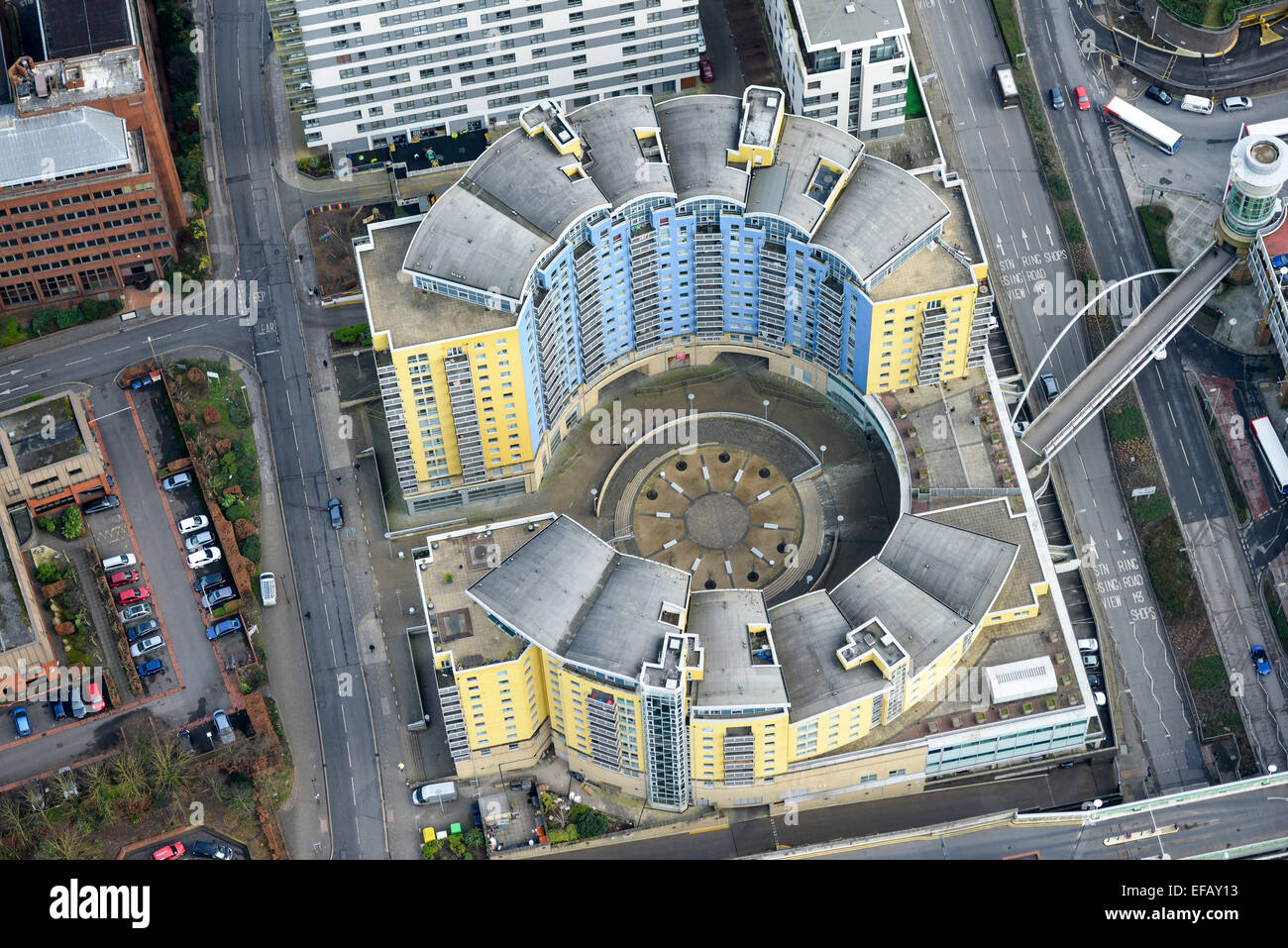Una vista aérea de un nuevo desarrollo residencial en Basingstoke Foto de stock