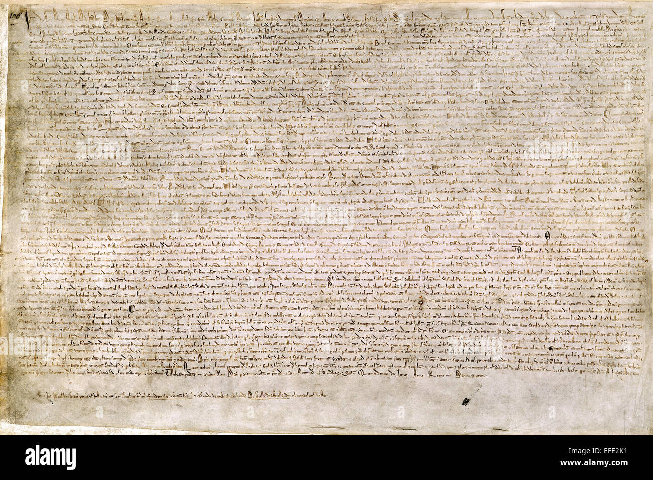 Carta Magna. Una de las cuatro copias sobrevivientes de la Carta Magna de 1215. Foto de stock
