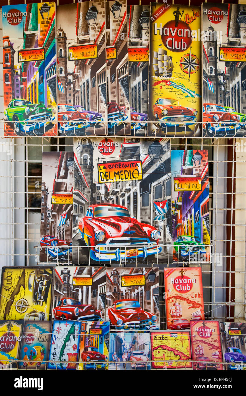 Vista vertical de coloridos lienzos venta en Cuba Fotografía de stock Alamy