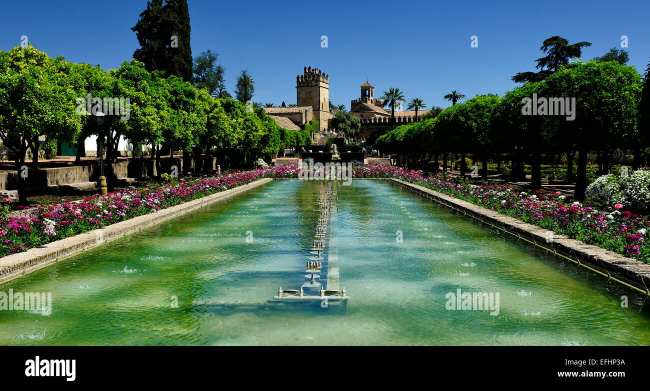 Jardines del Alcázar de los Reyes Cristianos (Jardines del Alcázar de los Reyes Cristianos), Córdoba, España Foto de stock