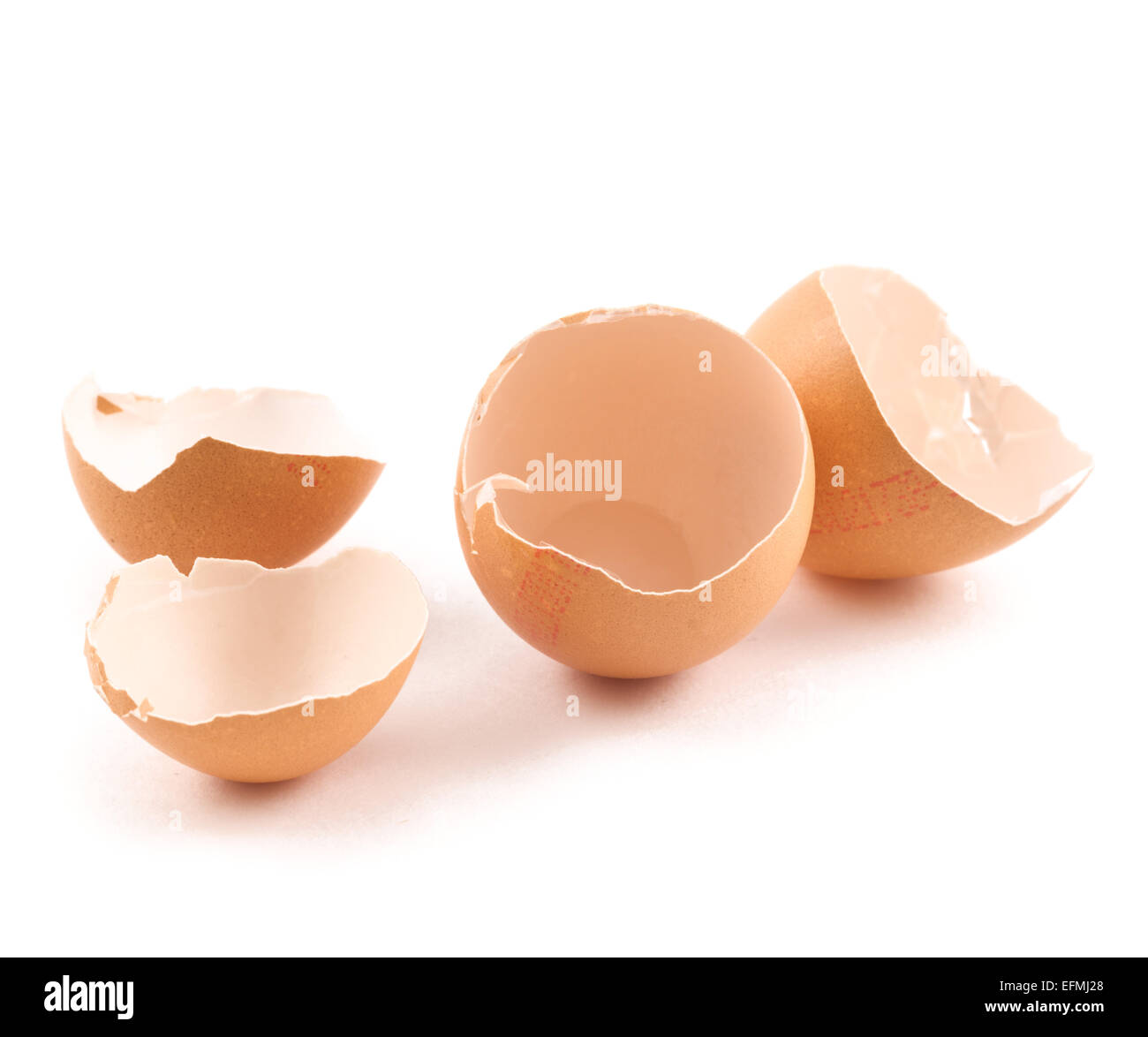 Composición de cáscara de huevo rota Fotografía de stock - Alamy