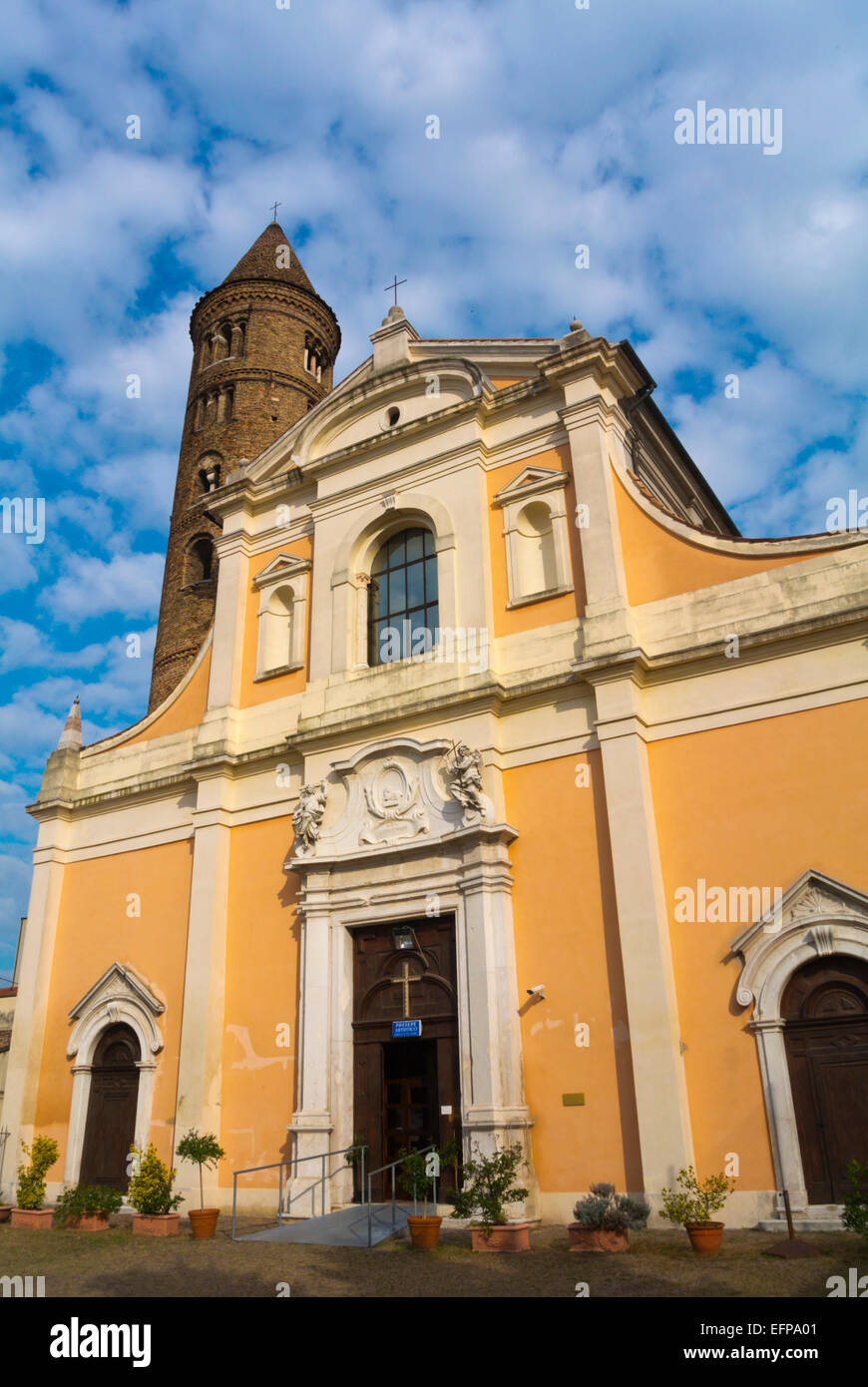 San Giovanni Battista, Iglesia San Juan Bautista, Ravenna, Emilia Romagna, Italia Foto de stock