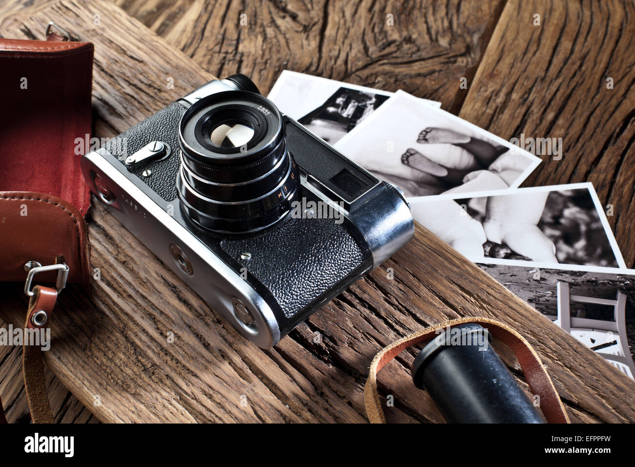 Old fashioned camera front fotografías e imágenes de alta resolución -  Página 10 - Alamy