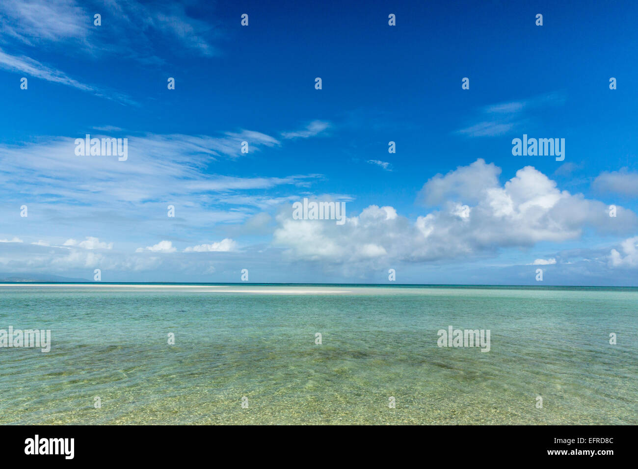 Mar de la isla de Ishigaki, Okinawa, Japón Foto de stock