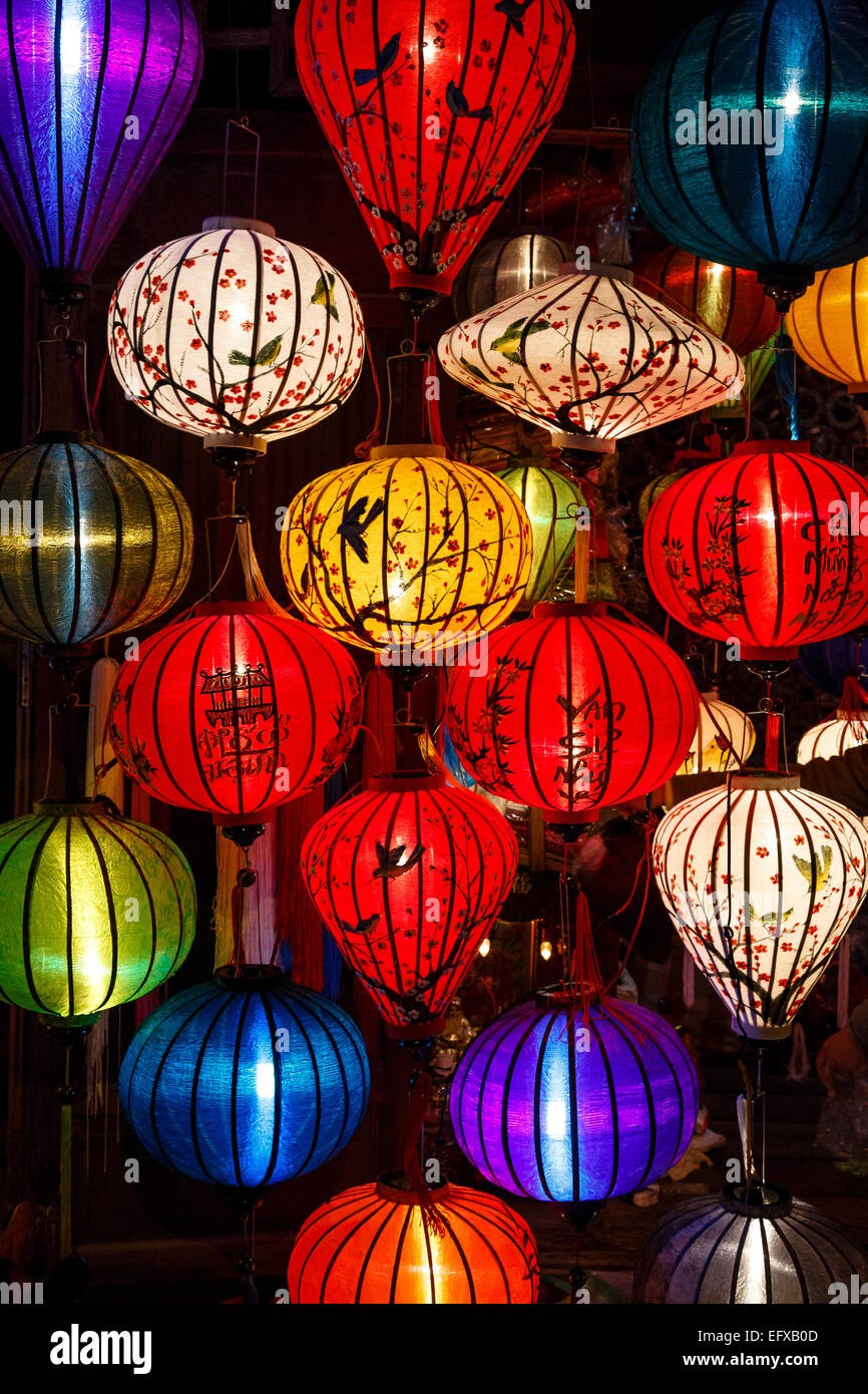 Linternas de seda tradicional, Hoi An, Vietnam. Foto de stock