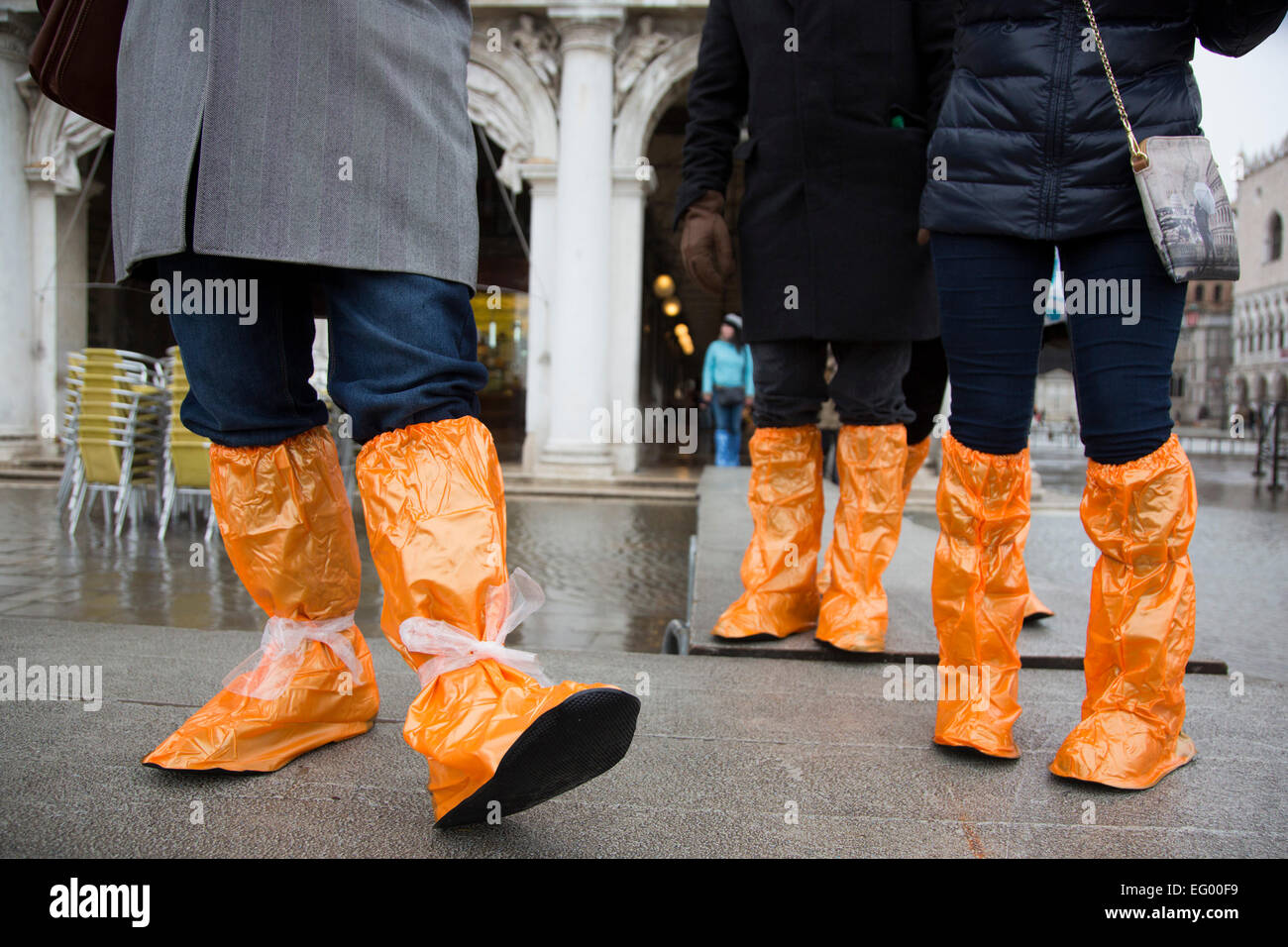 Venice plastic boots fotografías e imágenes de alta resolución - Alamy