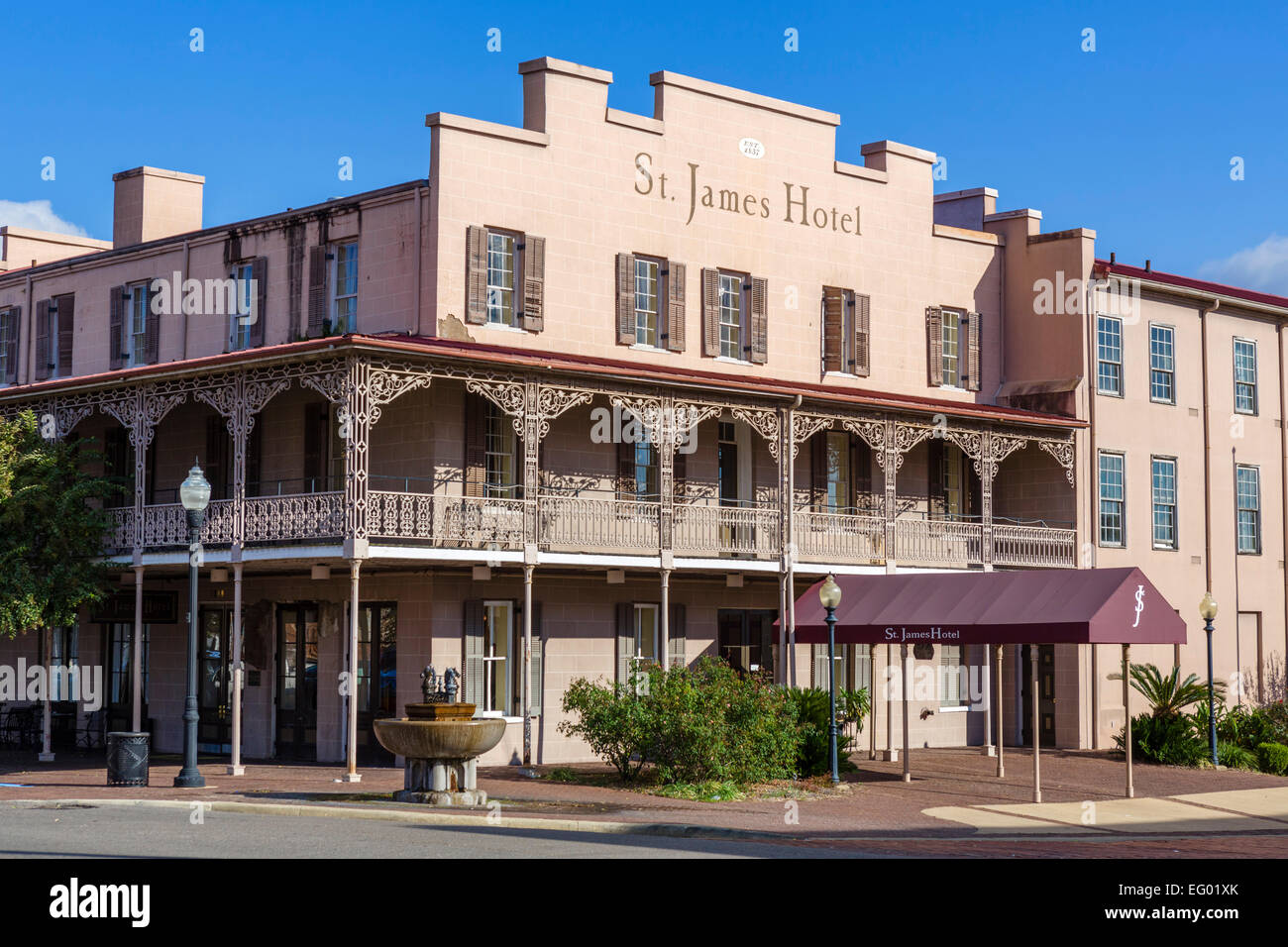 El St James Hotel En Water Street En El Centro De La Ciudad De Selma Alabama Ee Uu Fotografia De Stock Alamy