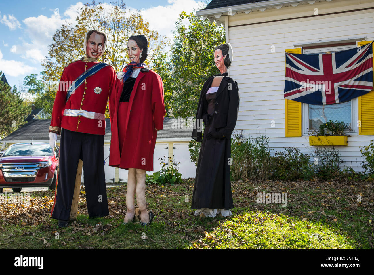 MAHONE Bay, Canadá - 9 de octubre: figuras de la familia real británica en el festival anual de espantapájaros. Foto de stock