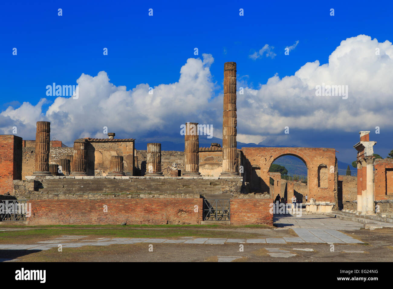 Foro, Pompeya, Campania, Italia Foto de stock