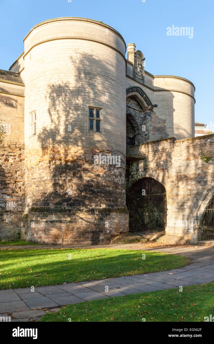Los castillos del Reino Unido. La puerta de la casa del castillo de Nottingham, Nottingham, Inglaterra, Reino Unido. Foto de stock
