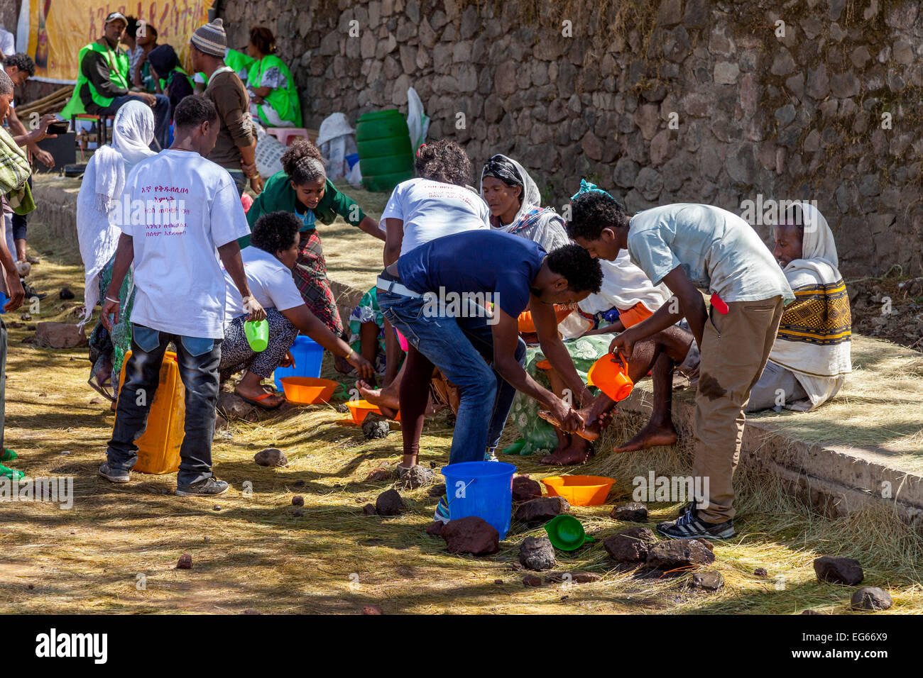 Lavar Los Pies Fotos e Imágenes de stock Alamy