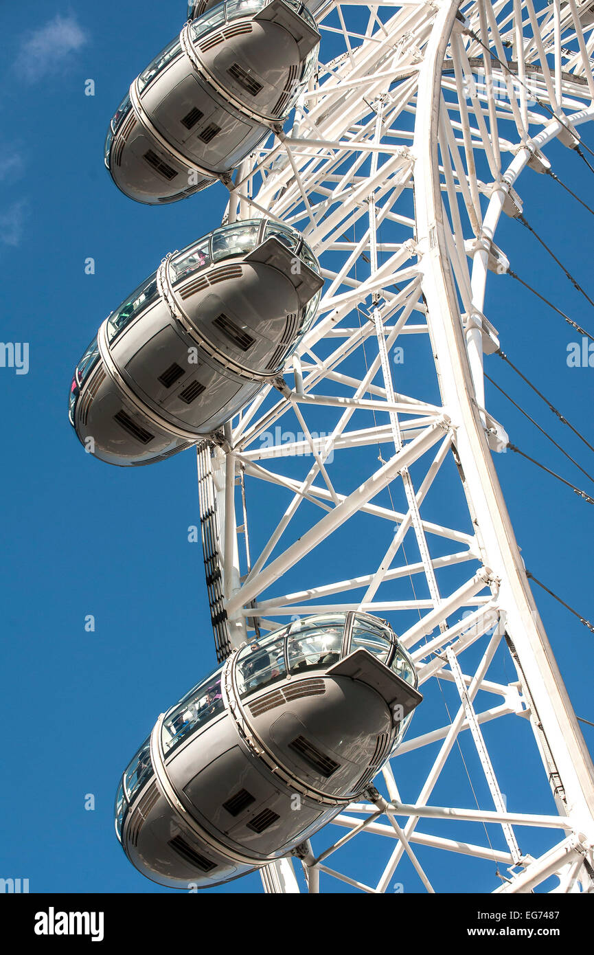 Las cápsulas de pasajeros en el London Eye Fotografía de stock - Alamy