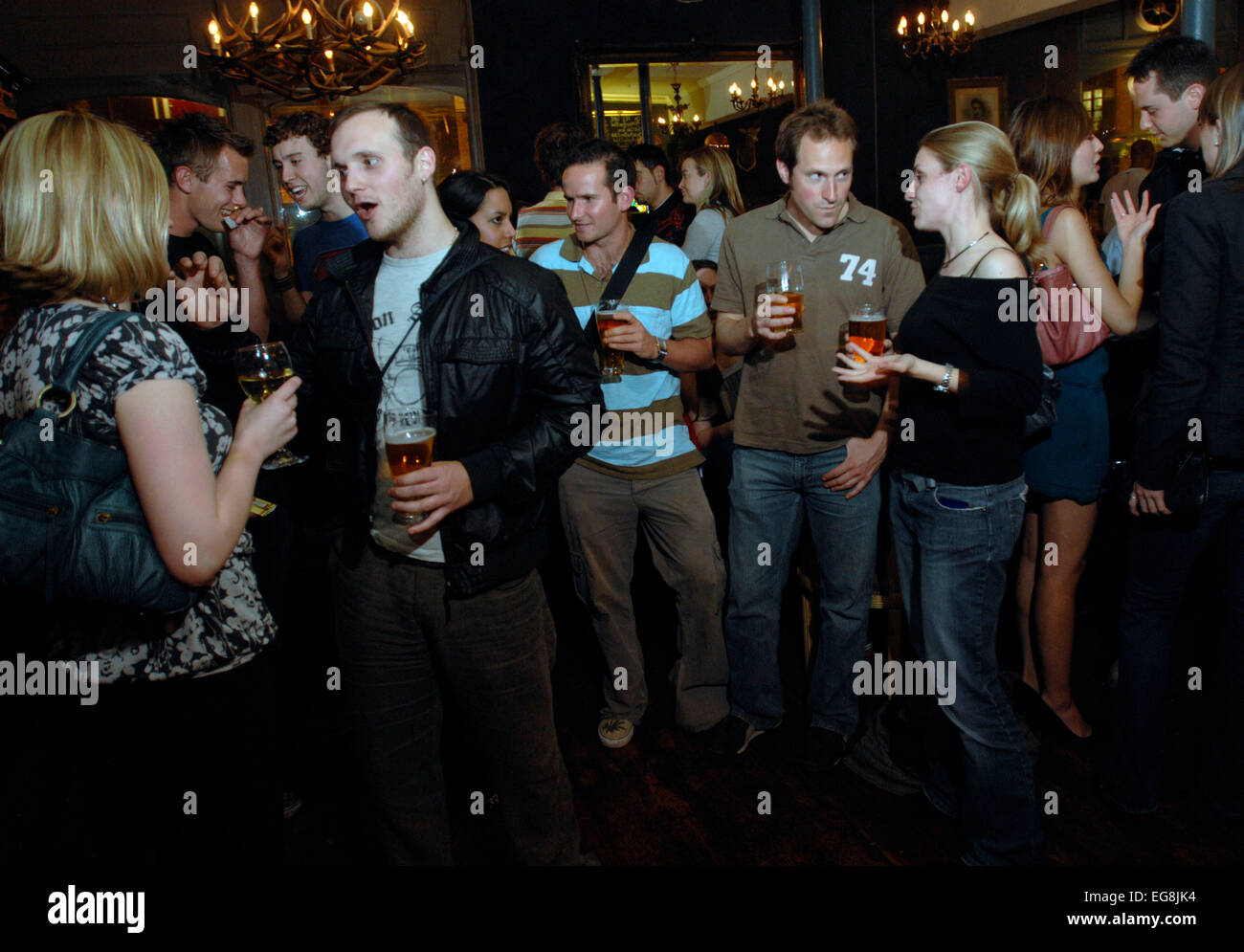 Reinas cabeza fotografías e imágenes de alta resolución Alamy