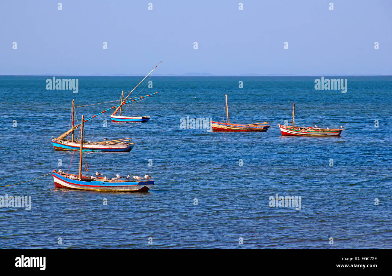 Los barcos de pesca en Maputo, la capital de Mozambique. Foto de stock
