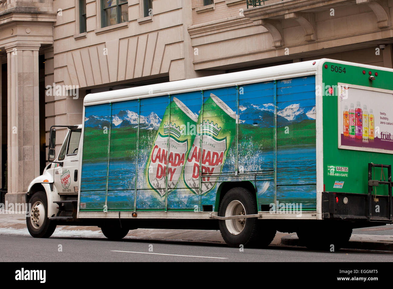 Soda pop delivery truck fotografías e imágenes de alta resolución Alamy