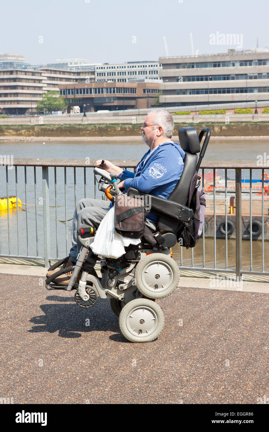 Segway ibot silla de ruedas, Londres, Inglaterra Fotografía de stock - Alamy