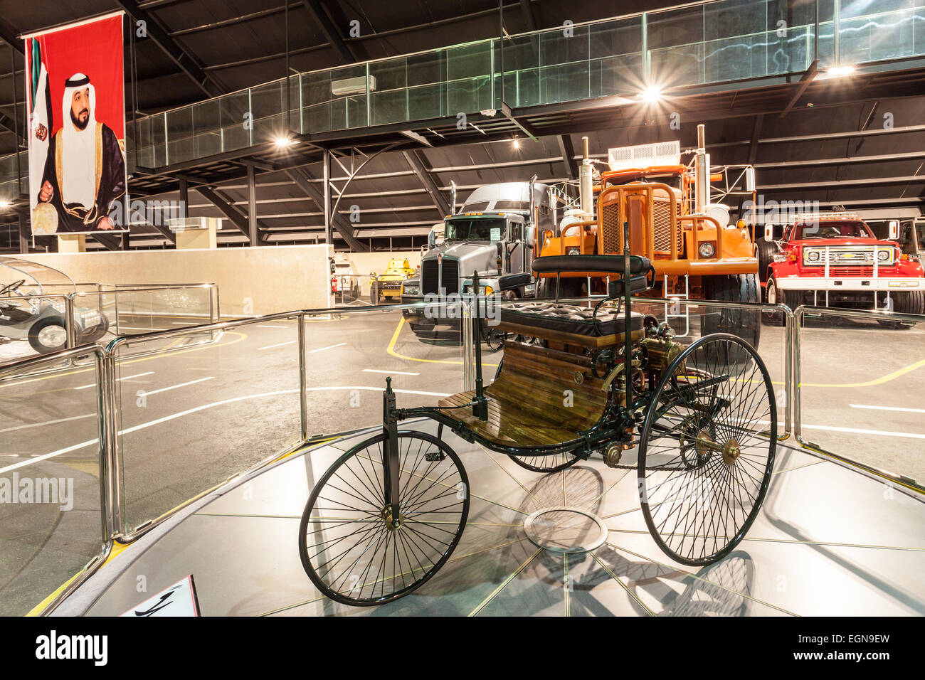 Benz Patent Motor Car en el Emirates National Auto Museo en Abu Dhabi Foto de stock