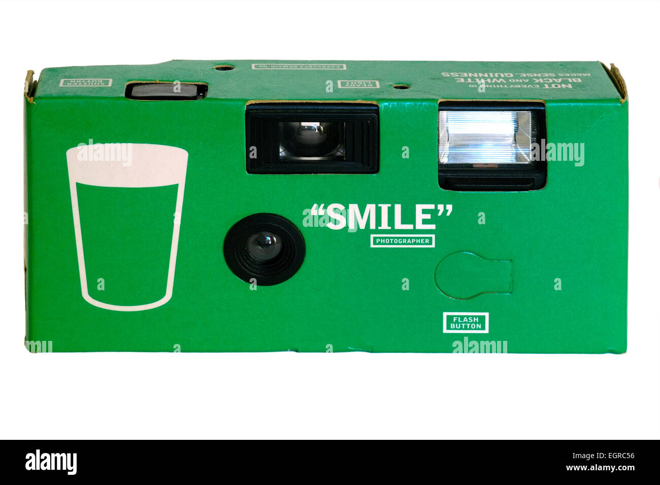 Una Kodak desechable, apuntar y disparar una cámara de 35mm Fotografía de  stock - Alamy