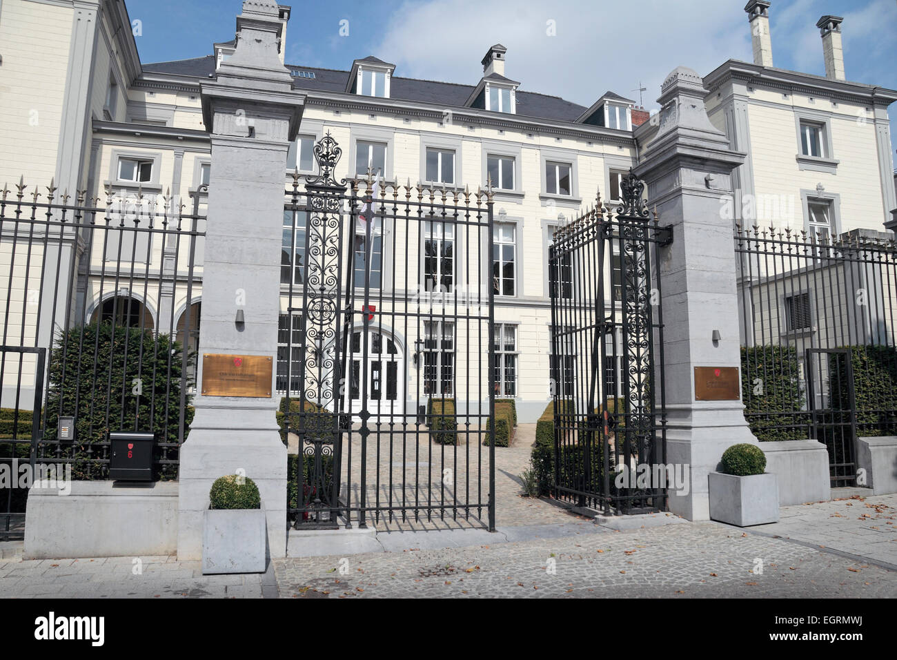 El Club van Lotharingen ('el club de negocios de Bruselas") entrada en Bruselas, Bélgica. Foto de stock