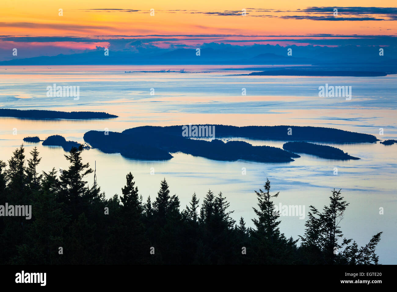 Constitución de montaje es una montaña en la Isla Orca y el punto más alto en las islas de San Juan. Foto de stock