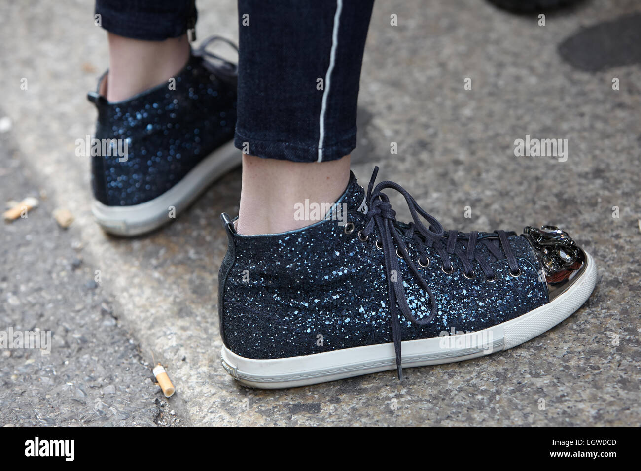 Miu miu shoes e imágenes de alta resolución - Alamy