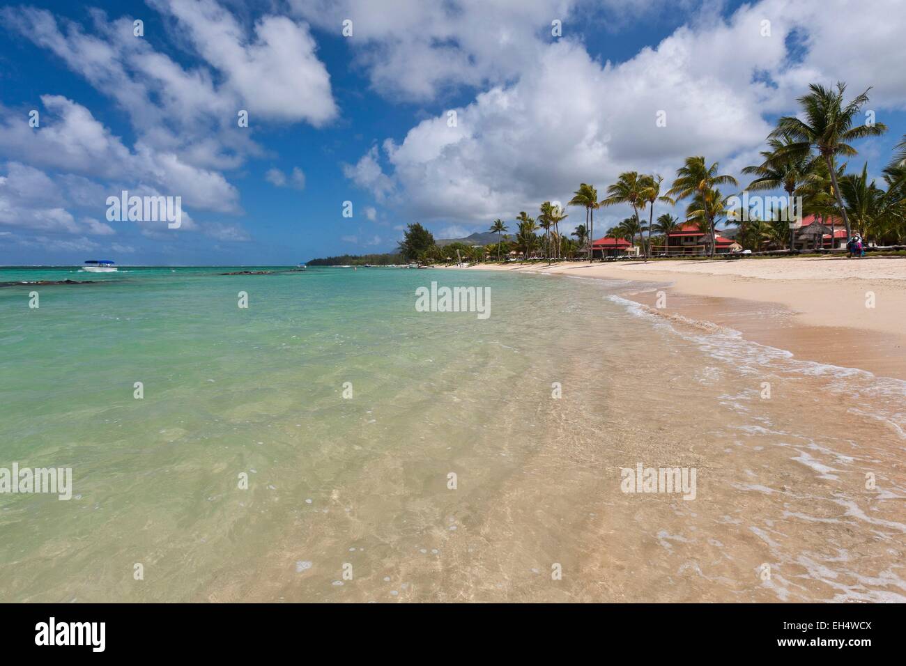 Mauricio, Costa Sur Oeste, Savanne Distrito, Bel Ombre beach Foto de stock