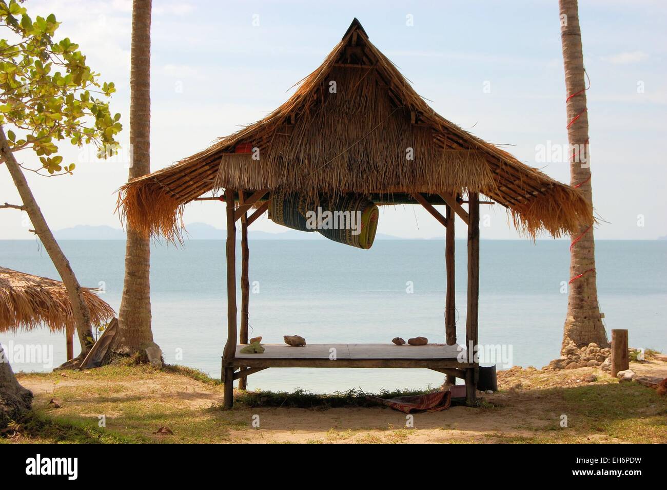 Cabaña de playa tropical en Tailandia Foto de stock